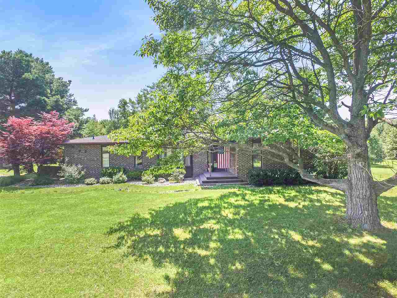 8083 Farrand Road Montrose, MI 48457 - Photo 3 of 57 31388559-2.JPG