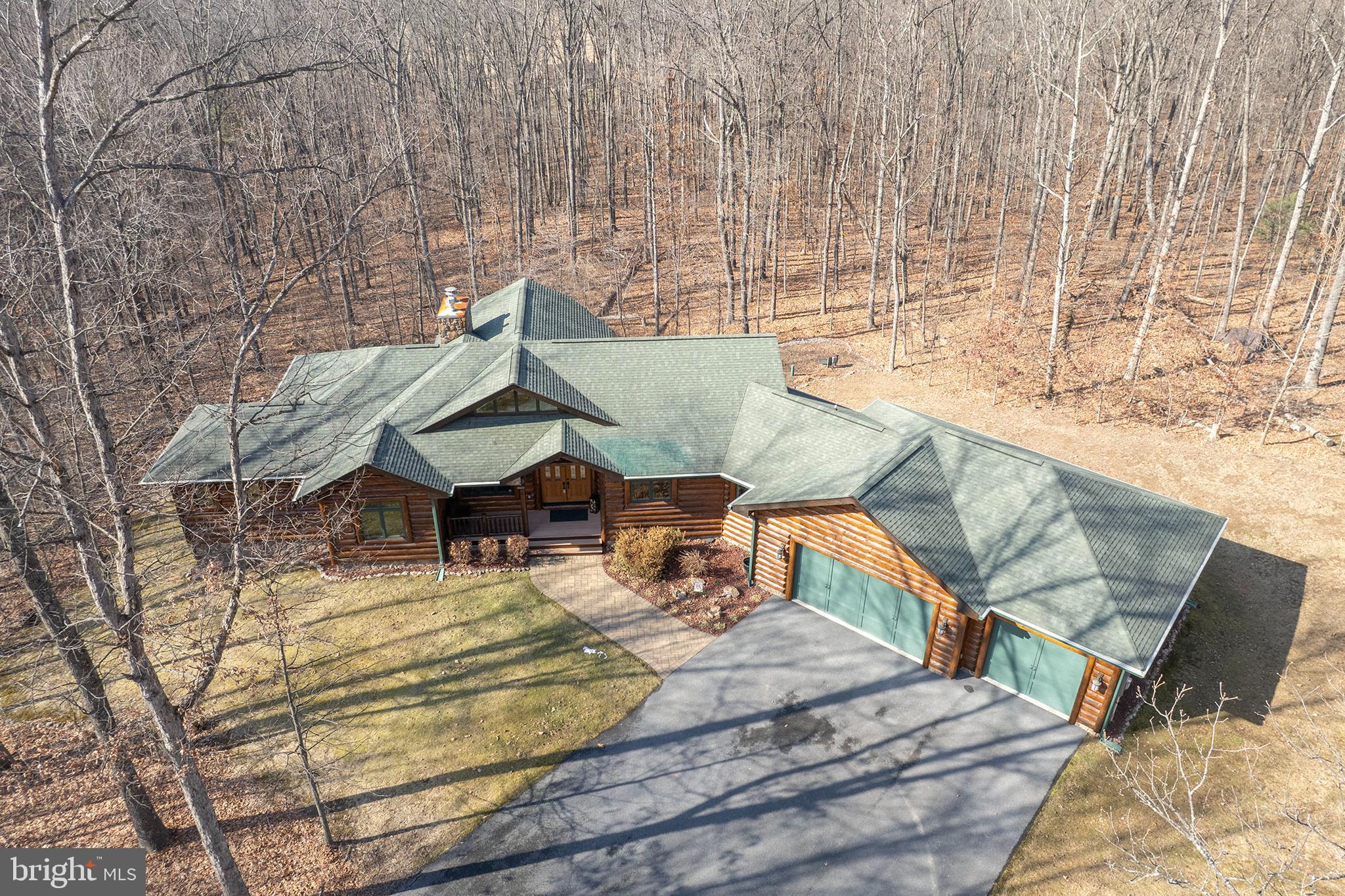 view of living room with furniture and wooden floor