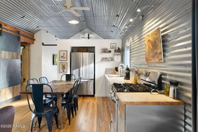 $995,000 | 216 South San Francisco Street, Flagstaff, AZ 86001