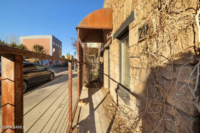 $995,000 | 216 South San Francisco Street, Flagstaff, AZ 86001