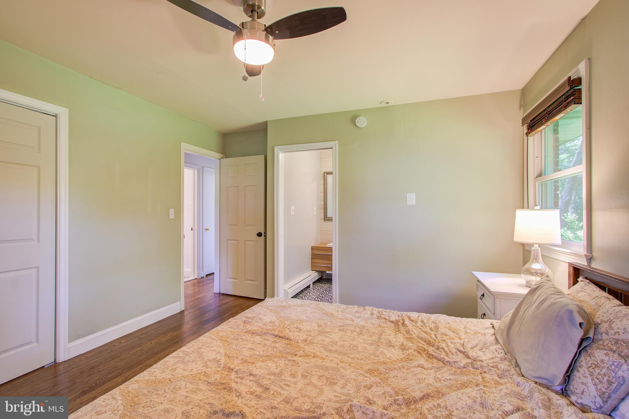 14718 Claude Lane Silver Spring, MD 20905 - Photo 20 of 39 main floor primary suite