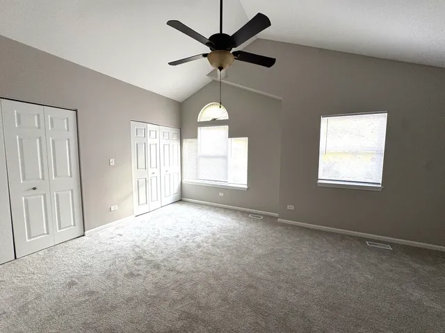 $2,800 | 1109 Blackburn Drive, Grayslake, IL 60030