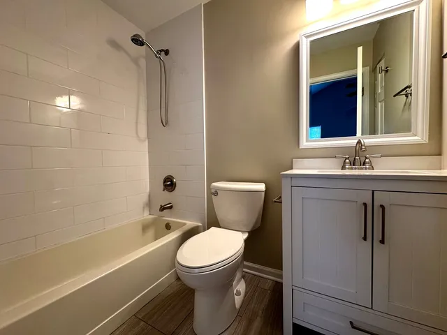 $2,800 | 1109 Blackburn Drive, Grayslake, IL 60030