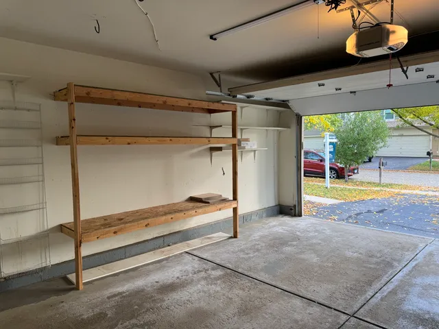 $2,800 | 1109 Blackburn Drive, Grayslake, IL 60030