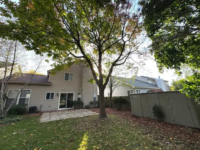 $2,800 | 1109 Blackburn Drive, Grayslake, IL 60030