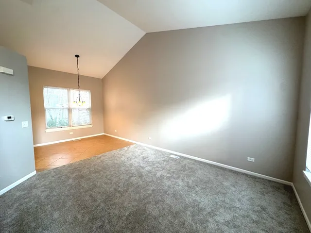 $2,800 | 1109 Blackburn Drive, Grayslake, IL 60030