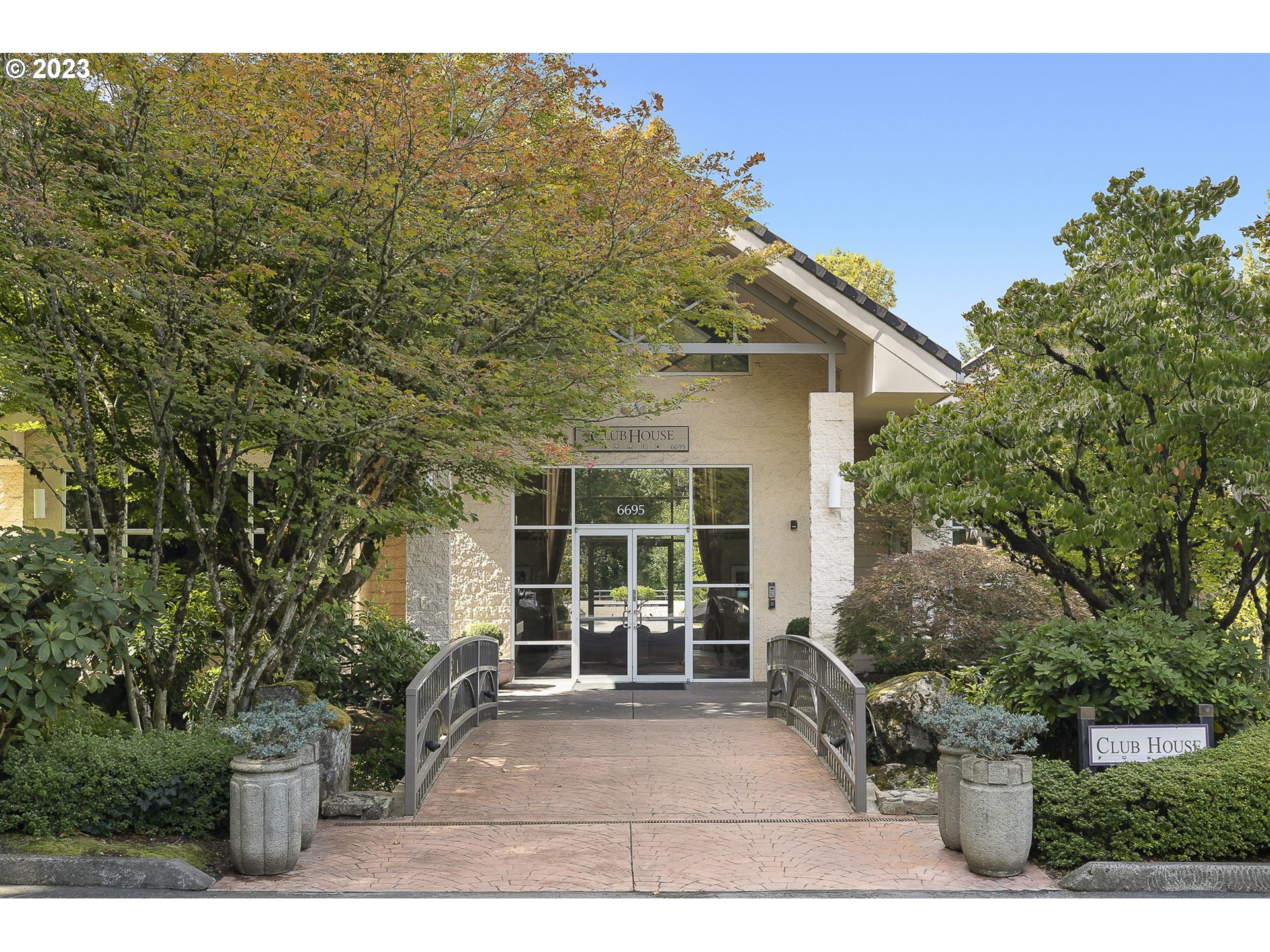 6645 West Burnside Road, Unit 543 Portland, OR 97225 - Photo 17 of 25 Gallery Image 17