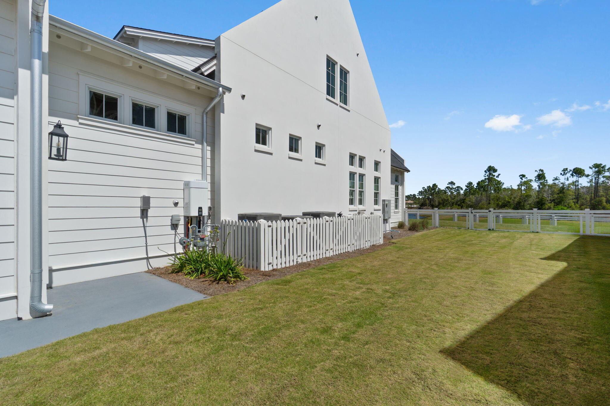 300 Windsong Dr Inlet Beach Inlet Beach, FL 32461 - Photo 79 of 97 View of Side Yard