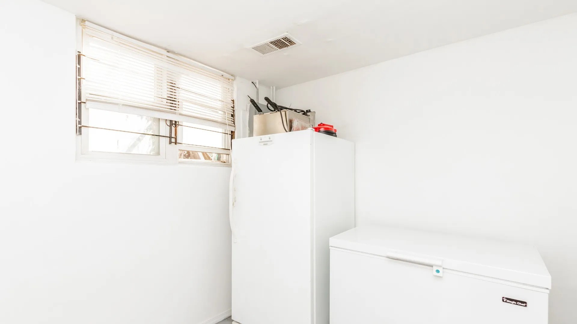 5141 South Carpenter Street Chicago, IL 60609 - Photo 16 of 23 a utility room with dryer and washer