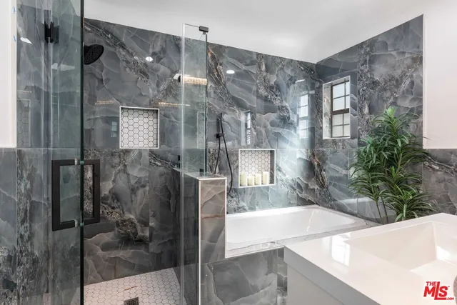 $850,000 | 2295 West Wardlow Road, Long Beach, CA 90810