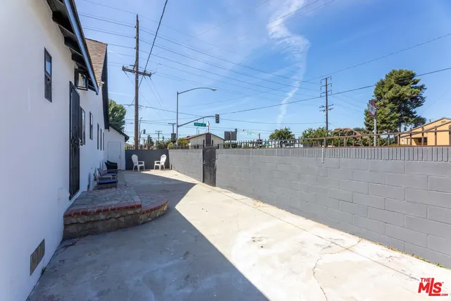 $850,000 | 2295 West Wardlow Road, Long Beach, CA 90810