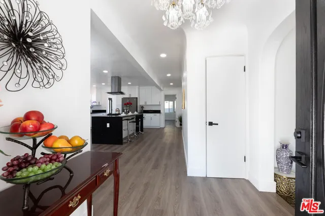 $850,000 | 2295 West Wardlow Road, Long Beach, CA 90810