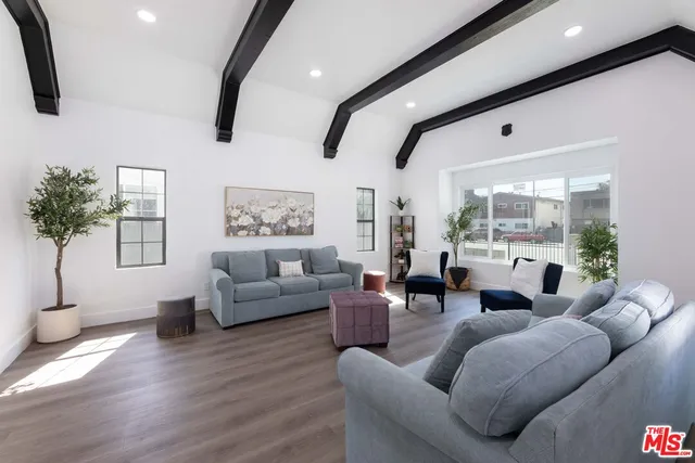 $850,000 | 2295 West Wardlow Road, Long Beach, CA 90810