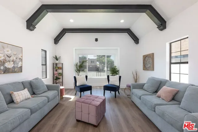 $850,000 | 2295 West Wardlow Road, Long Beach, CA 90810