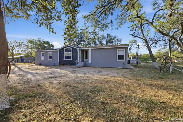 $480,000 | 247 Covey Drive, Lytle, TX 78052