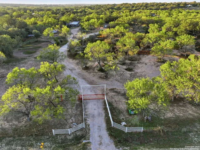 $480,000 | 247 Covey Drive, Lytle, TX 78052