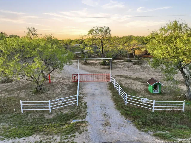 $480,000 | 247 Covey Drive, Lytle, TX 78052