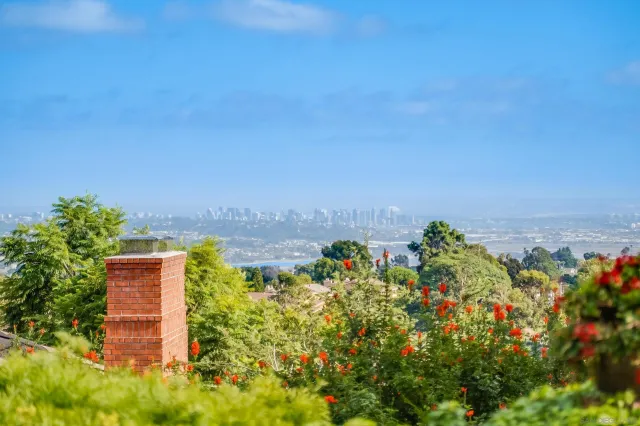 $4,495,000 | 6815 La Jolla Scenic S Drive, La Jolla, CA 92037