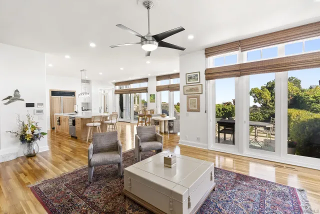 $4,495,000 | 6815 La Jolla Scenic S Drive, La Jolla, CA 92037