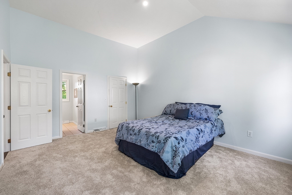 89 Old Andover Road North Reading, MA 01864 - Photo 17 of 42