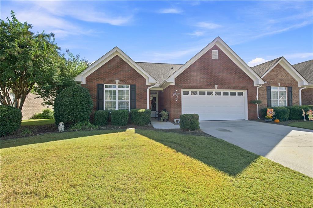 131 Regency Row Southwest Calhoun, GA 30701 - Photo 1 of 25 Gallery Image 1