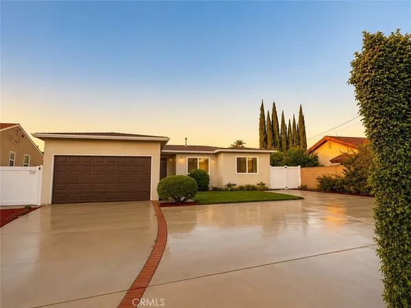 $869,000 | 9170 O'Melveny Avenue, Sun Valley, CA 91352