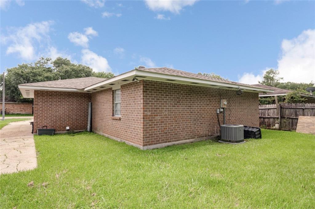 25647 Rosedown Drive Denham Springs, LA 70726 - Photo 13 of 14