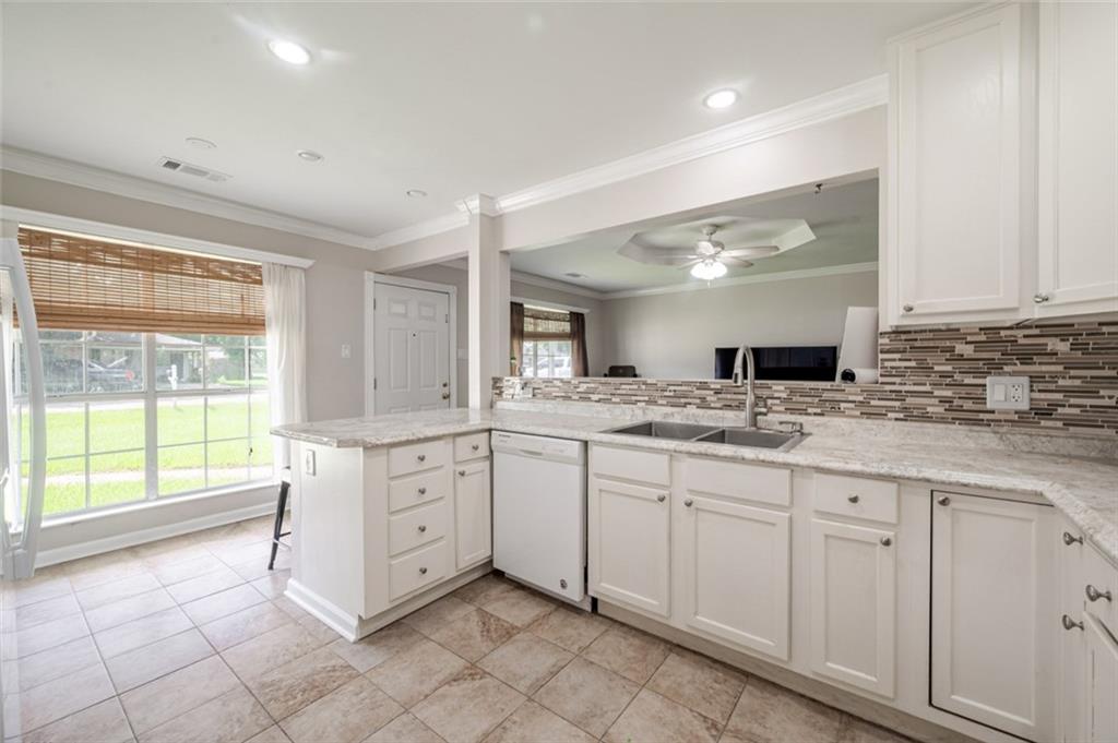 25647 Rosedown Drive Denham Springs, LA 70726 - Photo 6 of 14