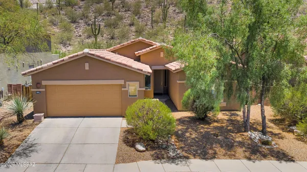 $550,000 | 4058 North Sunset Cliff Place, Tucson, AZ 85750