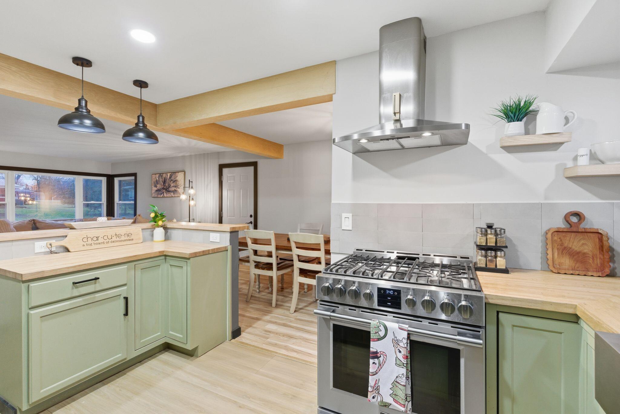 3885 North 144th Street Brookfield, WI 53005 - Photo 7 of 35 IMG_5374