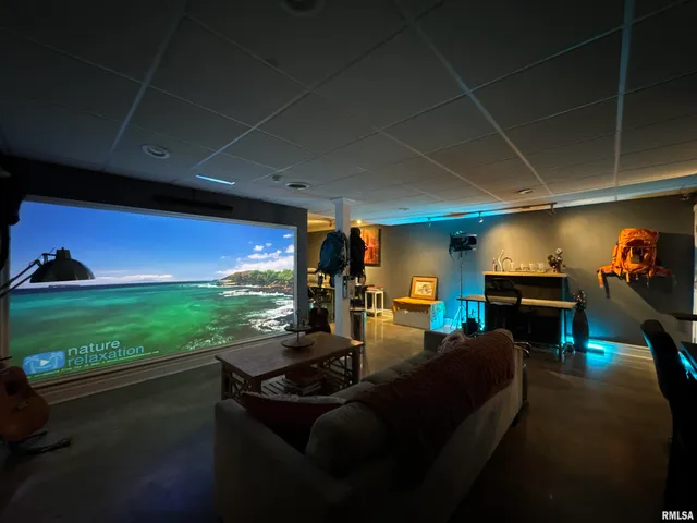 $349,900 | 1801 Colonial Drive, Marion, IL 62959