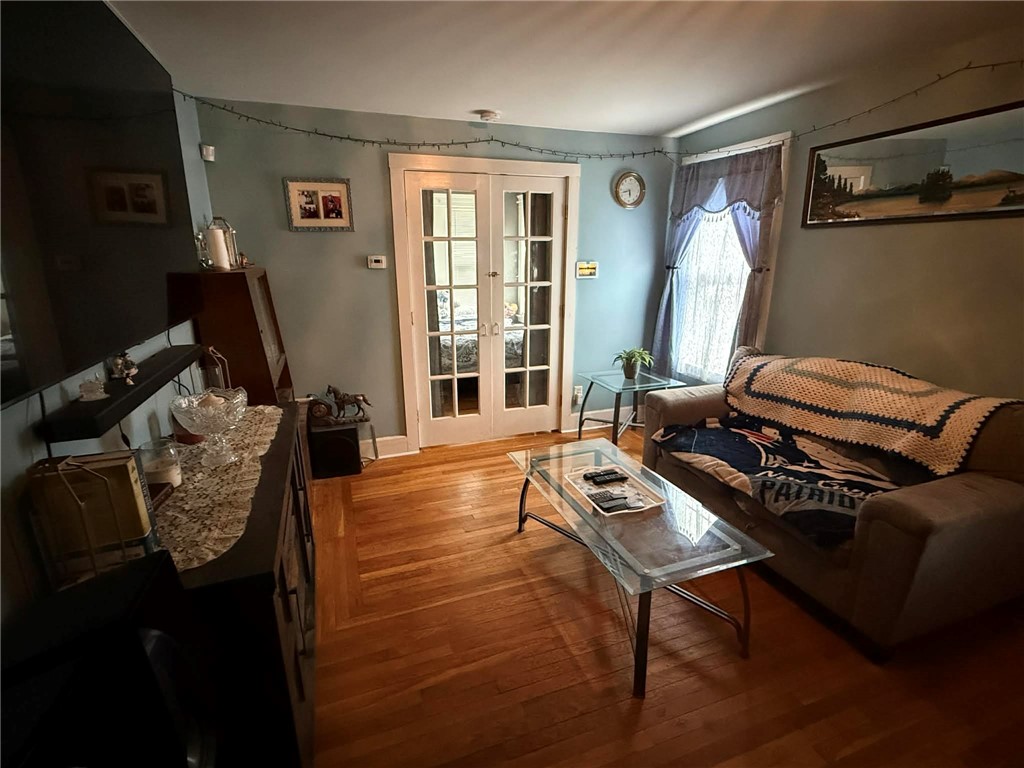 136 Hemond Avenue Woonsocket, RI 02895 - Photo 5 of 24