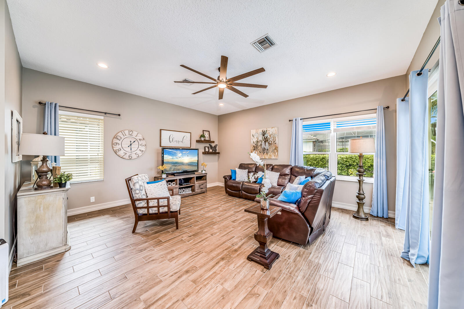 21707 Abington Court Boca Raton, FL 33428 - Photo 32 of 93 29-21707 ABINGTON CT-028