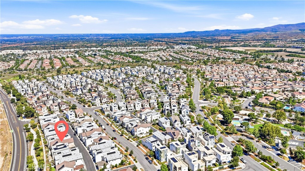 182 Scale Irvine, CA 92618 - Photo 57 of 61 Southern California in one frame. 182 Scale sits at the crossroads of everything Irvine has to offer, with the open horizon in every direction.