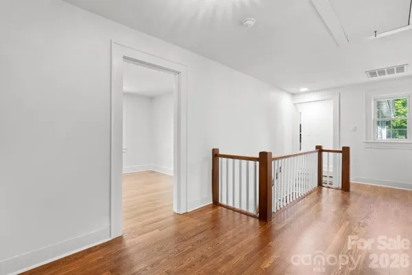 $724,900 | 625 4th St Drive Northwest, Hickory, NC 28601