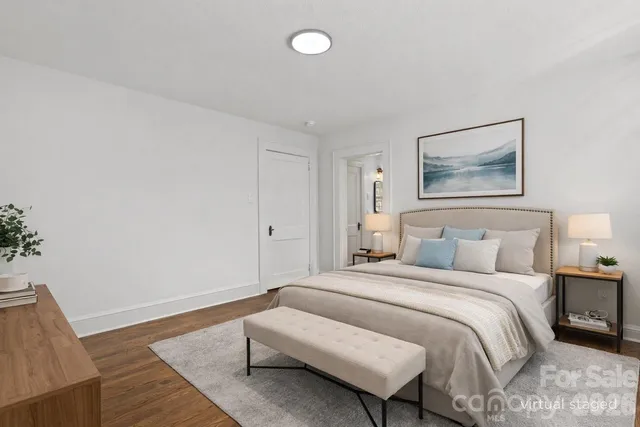 $724,900 | 625 4th St Drive Northwest, Hickory, NC 28601