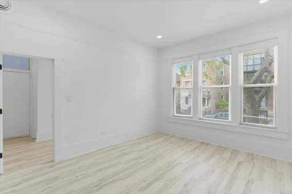 $2,500 | 2607 West Haddon Avenue, Unit 2F, Chicago, IL 60622