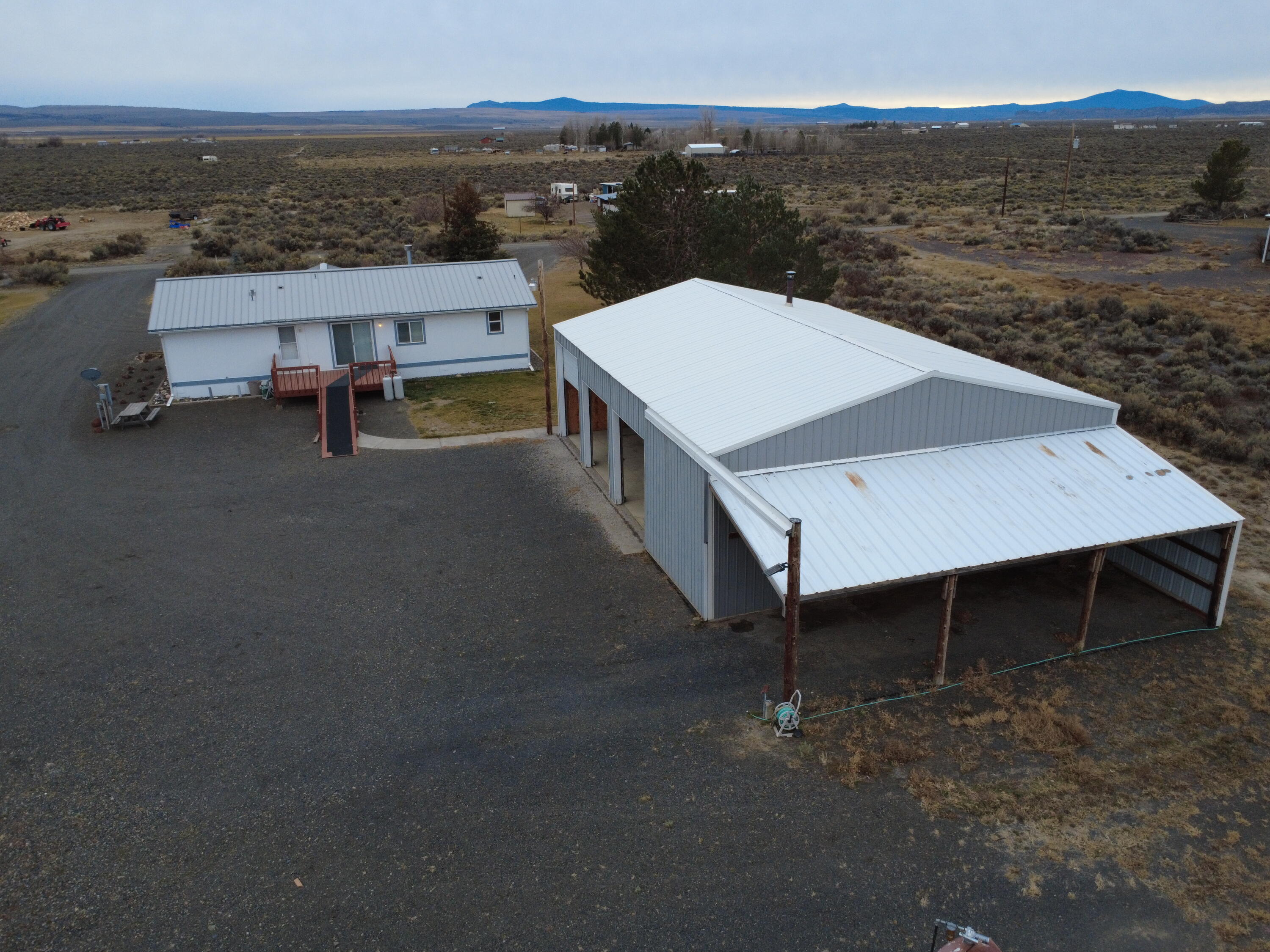 57251 Bark Loop Christmas Valley, OR 97641 - Photo 15 of 41 11 (7)