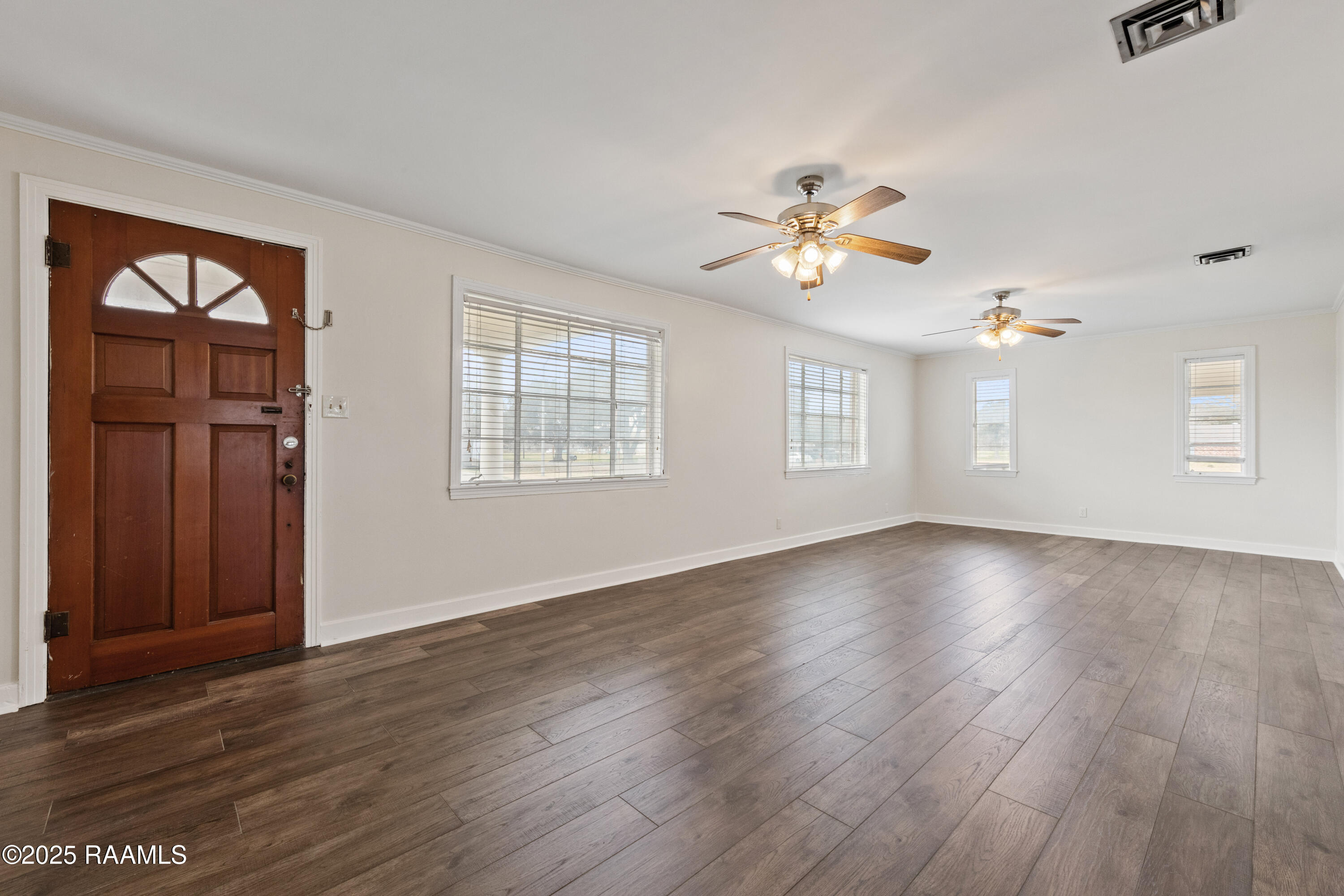 101 Sand Pebble Drive Lafayette, LA 70506 - Photo 3 of 30 101SandPebble-38