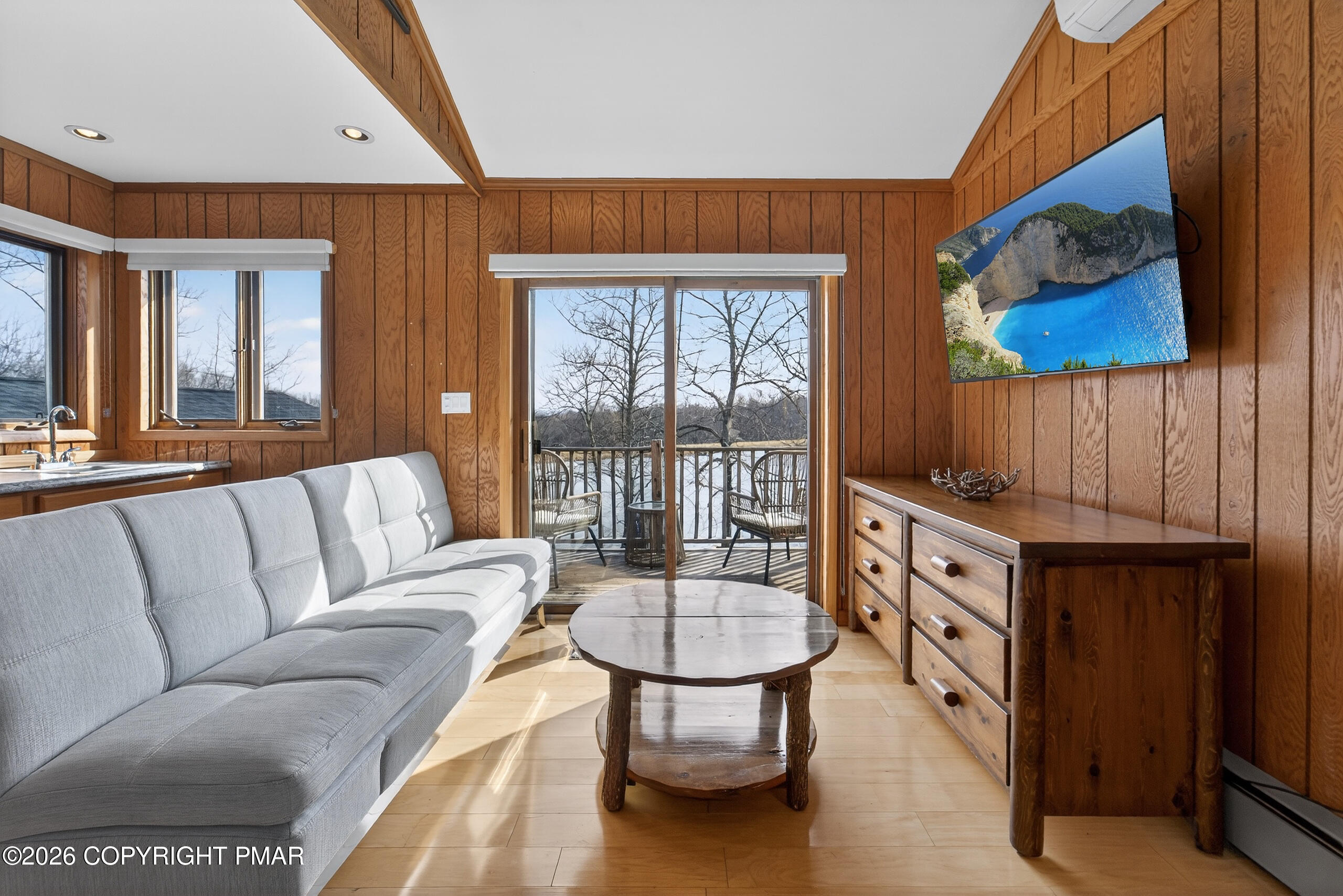 4143 Spring Circle Bushkill, PA 18324 - Photo 12 of 32 DSC07194