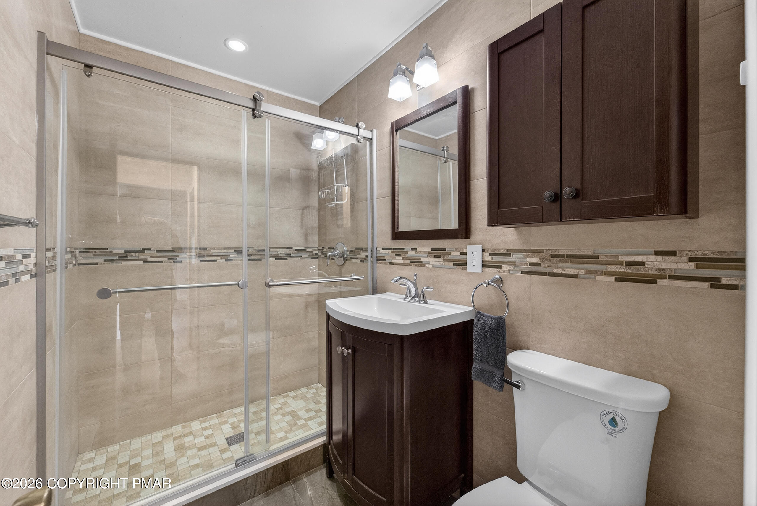 4143 Spring Circle Bushkill, PA 18324 - Photo 17 of 32 DSC07126