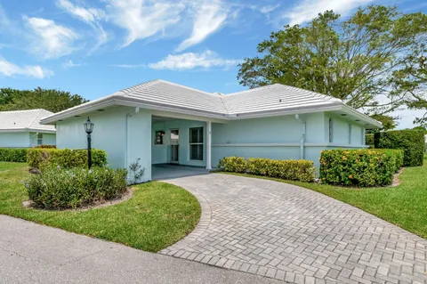 $599,000 | 5 Slash Pine Villas, Boynton Beach, FL 33436