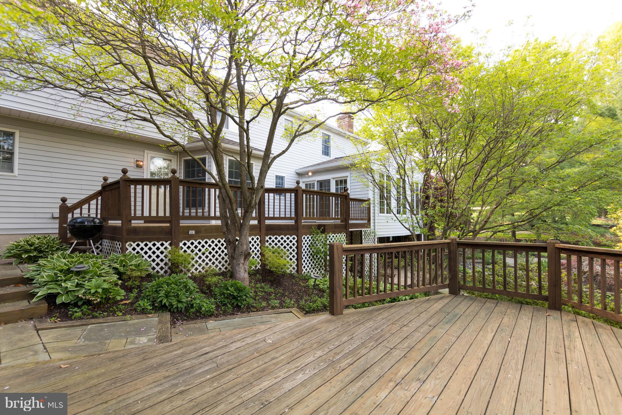 14013 Foxland Road Phoenix, MD 21131 - Photo 27 of 30 Multi-level Decks