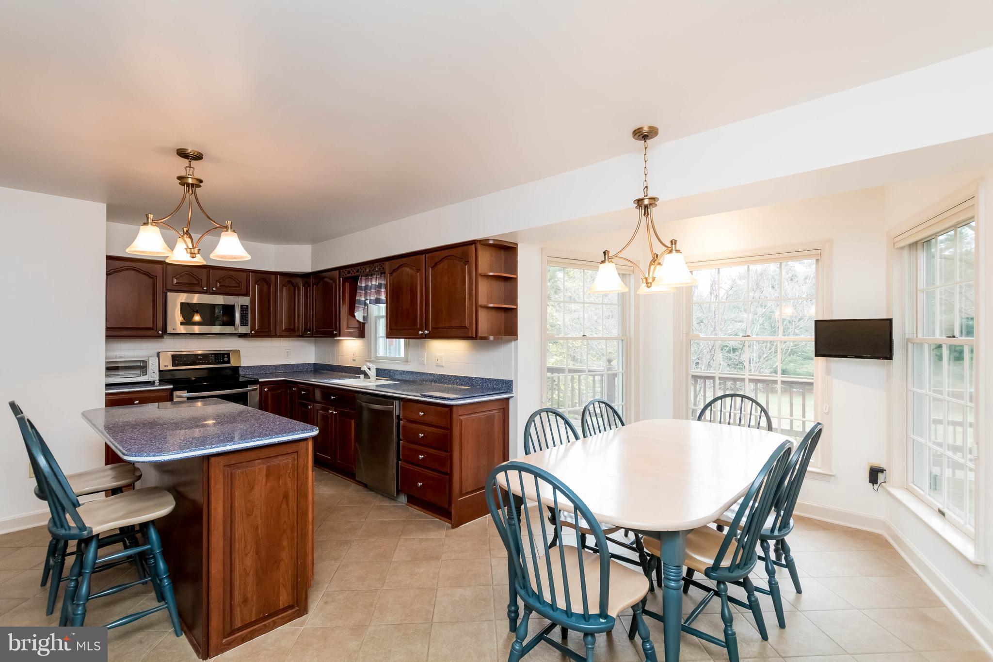 14013 Foxland Road Phoenix, MD 21131 - Photo 10 of 30 Kitchen