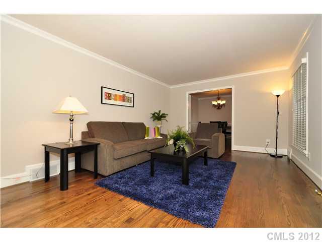 3342 Woodleaf Road Charlotte, NC 28205 - Photo 3 of 16 Gallery Image 3