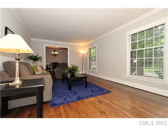 3342 Woodleaf Road Charlotte, NC 28205 - Photo 4 of 16 Gallery Image 4
