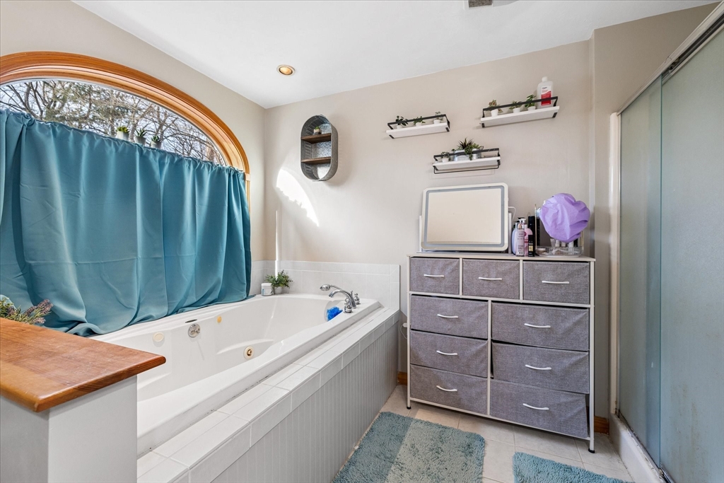 369 Cooper Road Northbridge, MA 01534 - Photo 19 of 31