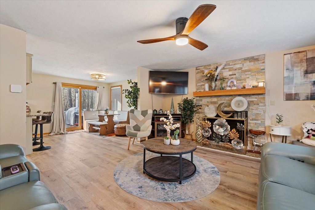 369 Cooper Road Northbridge, MA 01534 - Photo 8 of 31