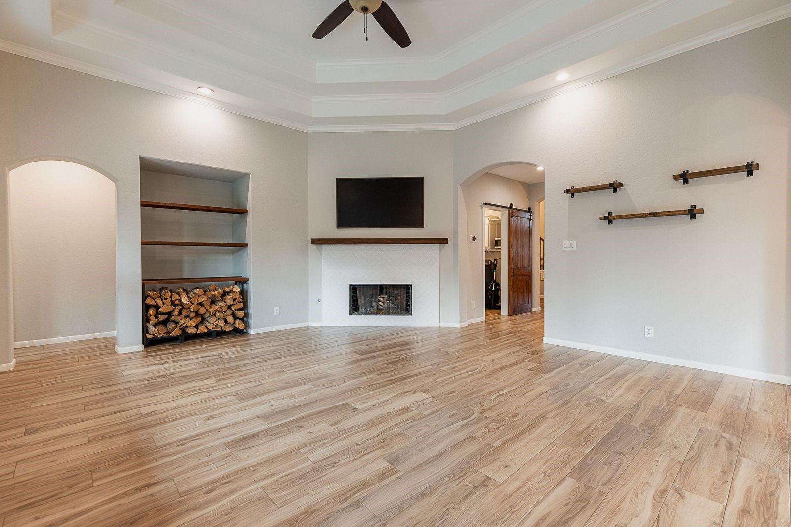 1122 Silveridge Conroe, TX 77304 - Photo 17 of 46