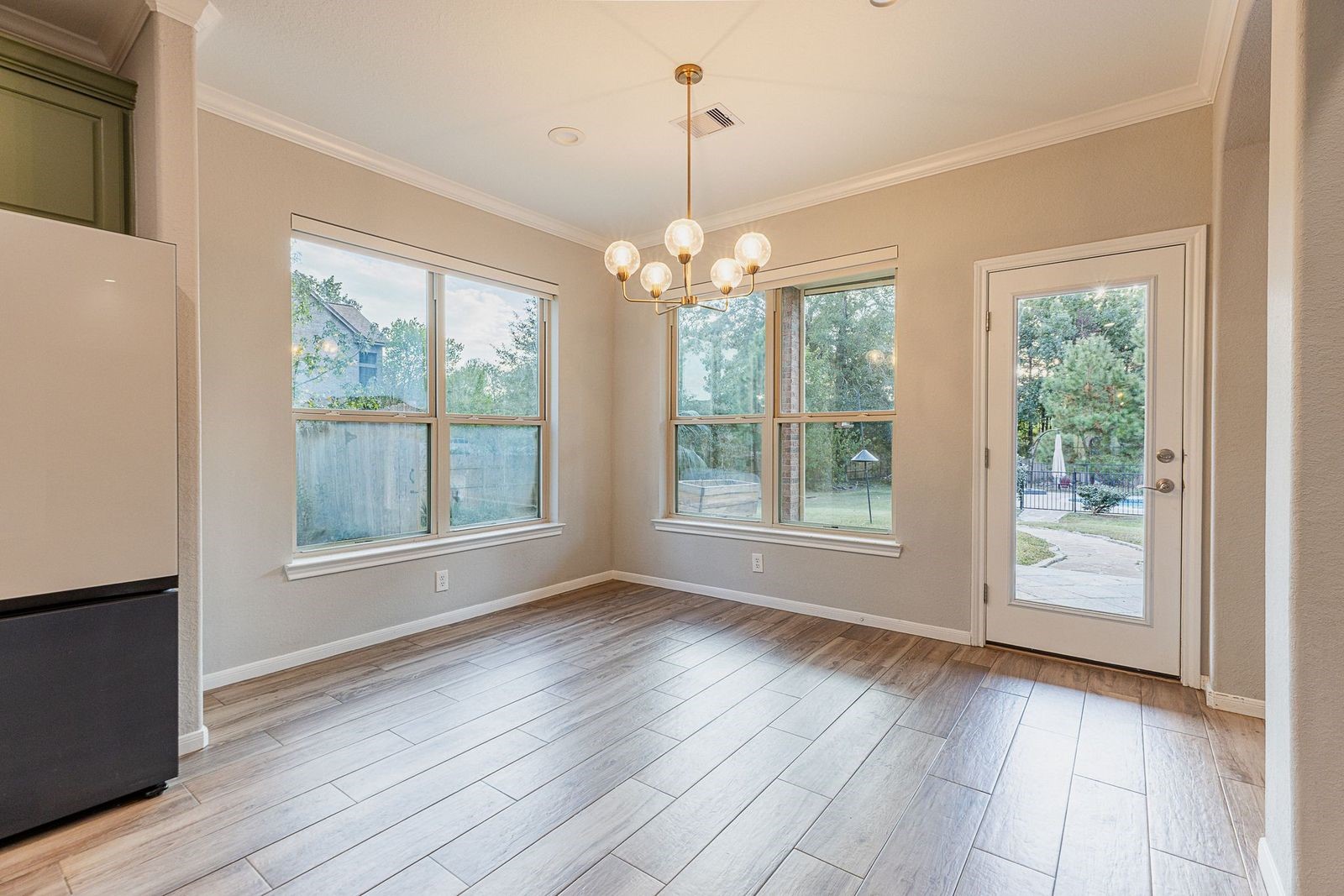 1122 Silveridge Conroe, TX 77304 - Photo 21 of 46
